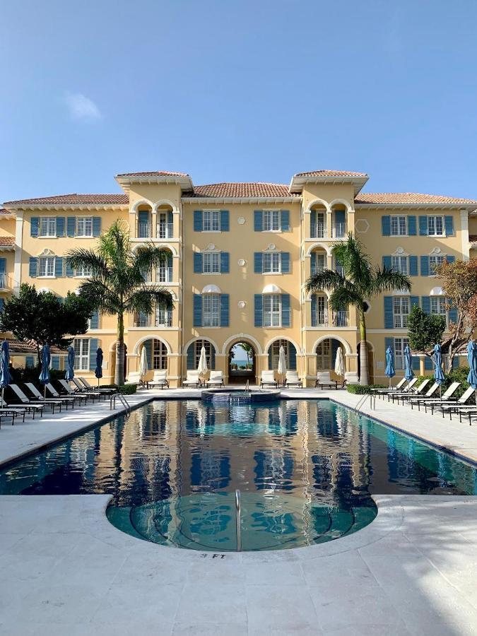 Villa Renaissance Grace Bay Exterior photo